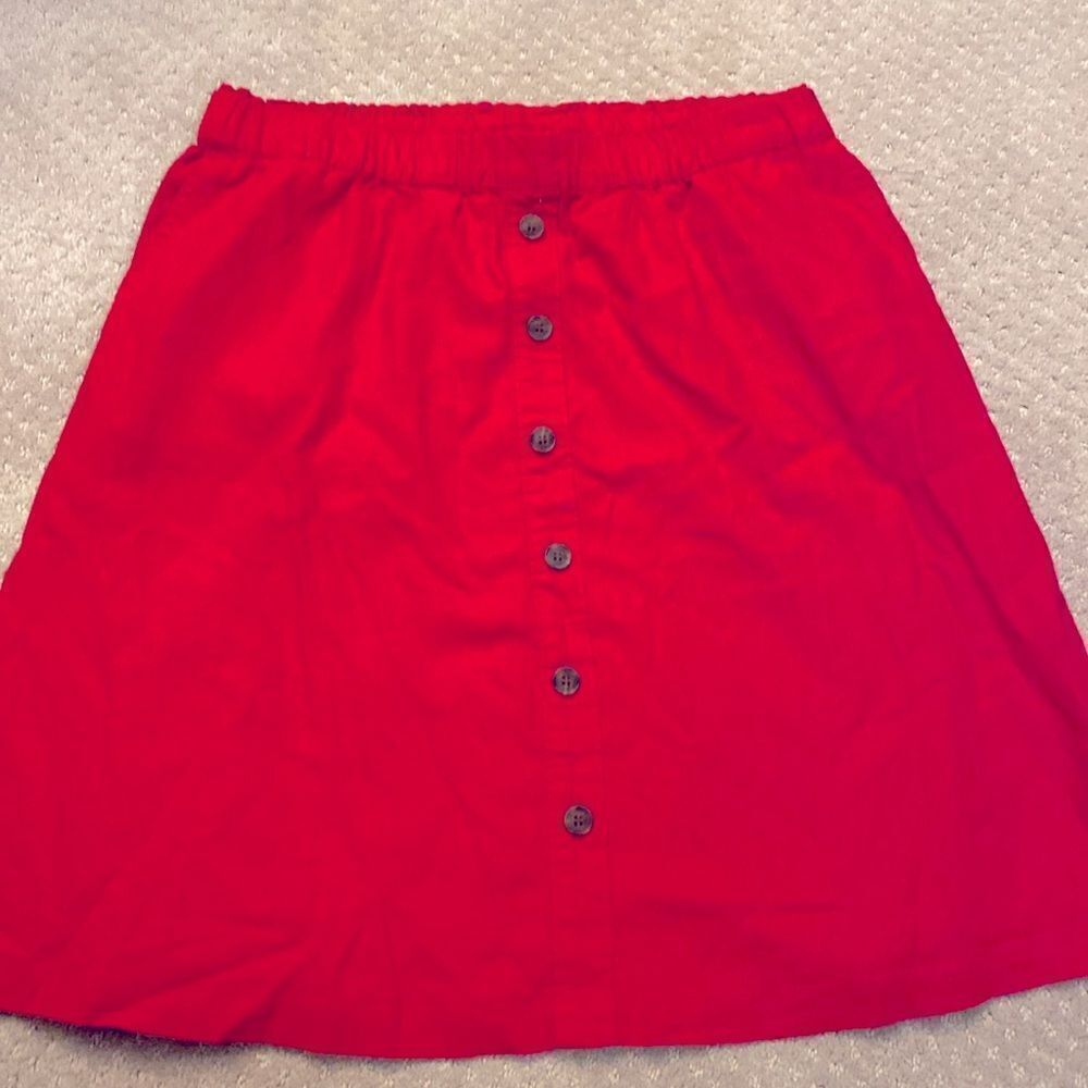Liz Claiborne Red Linen A‑Line Skirt – Brown Buttons – L – NWOT